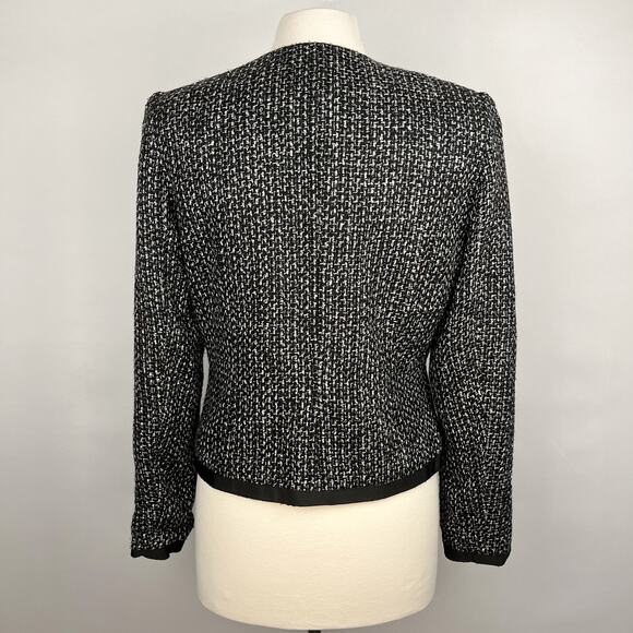 LARRY LEVINE | Black & White Tweed Snap Closure Jacket | Women's - Picture 4 of 10